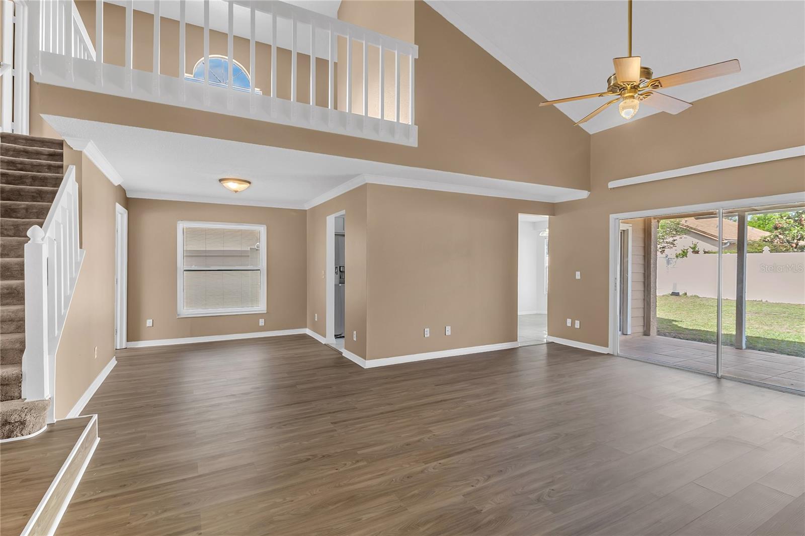 Image 7 of 40 For 12639 Crayford Avenue