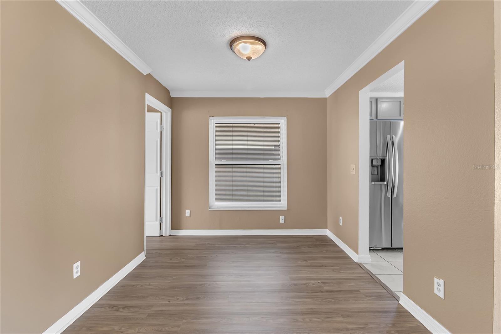 Image 9 of 40 For 12639 Crayford Avenue