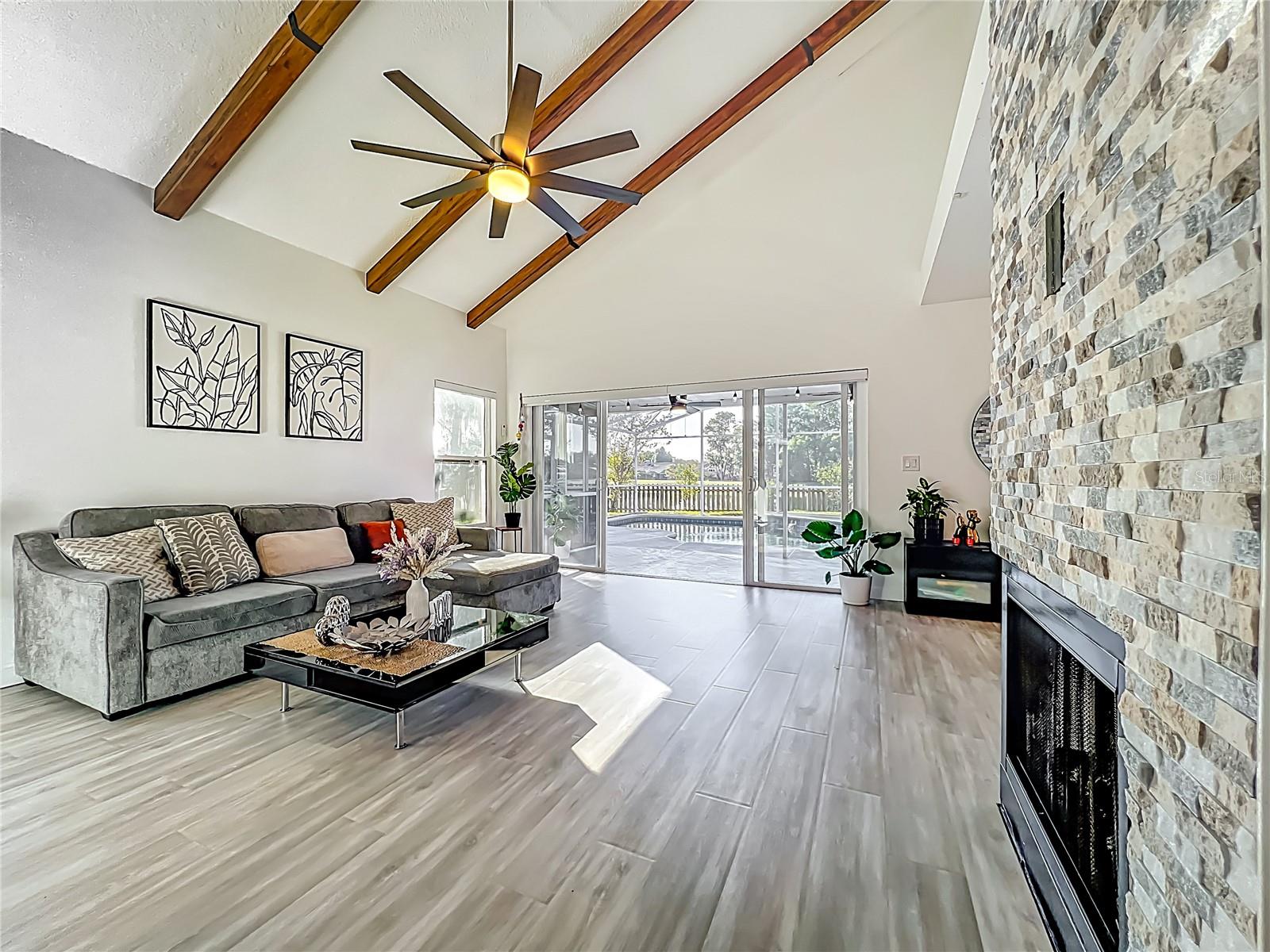 Image 10 of 40 For 445 Amethyst Way