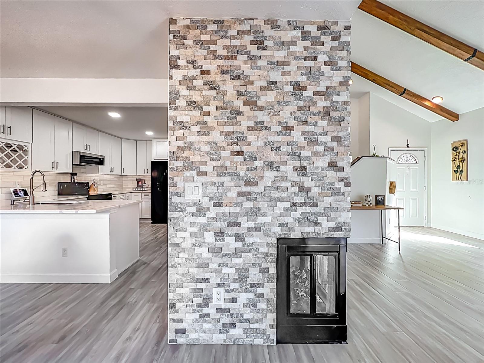 Image 12 of 40 For 445 Amethyst Way