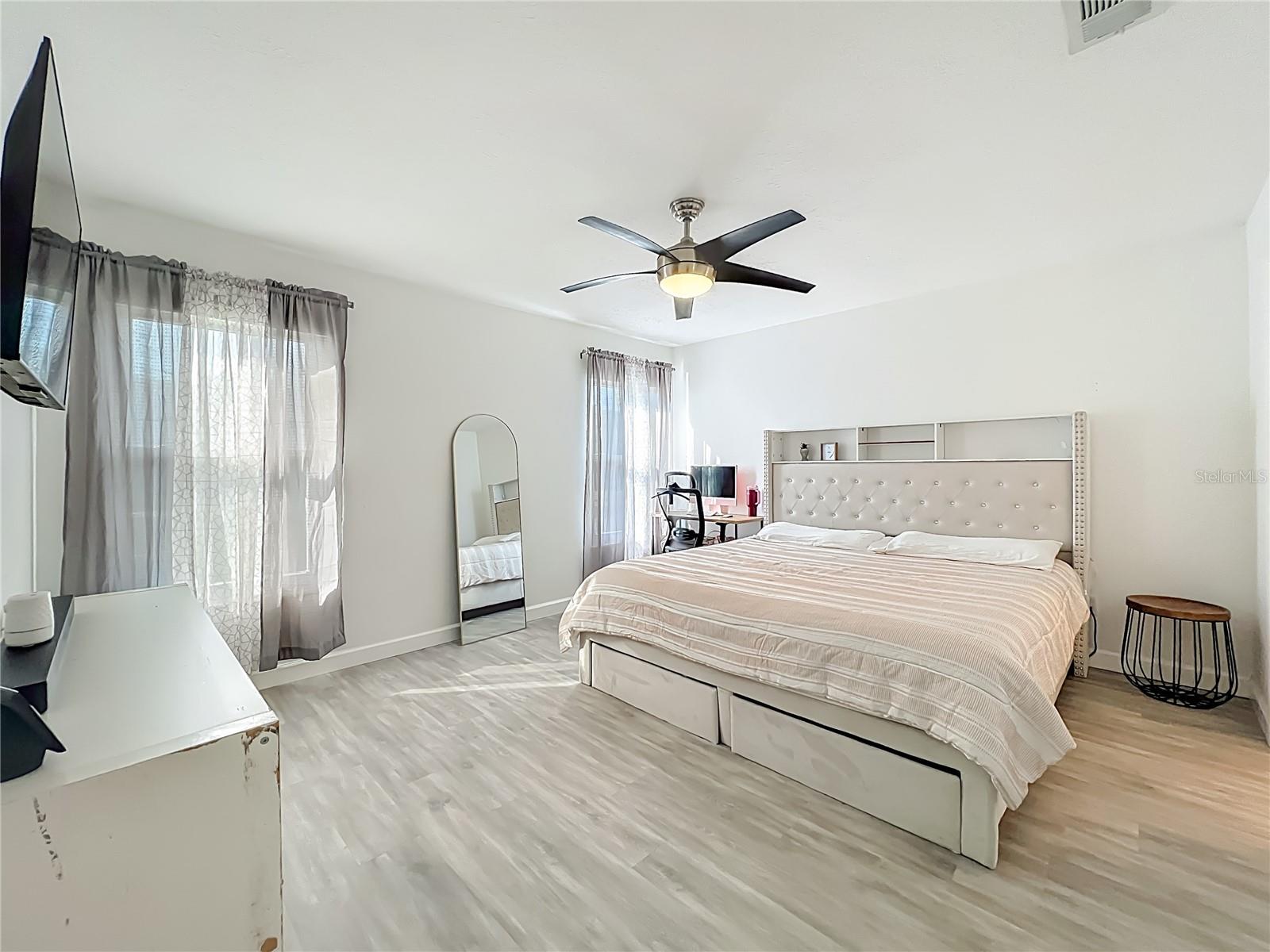 Image 21 of 40 For 445 Amethyst Way