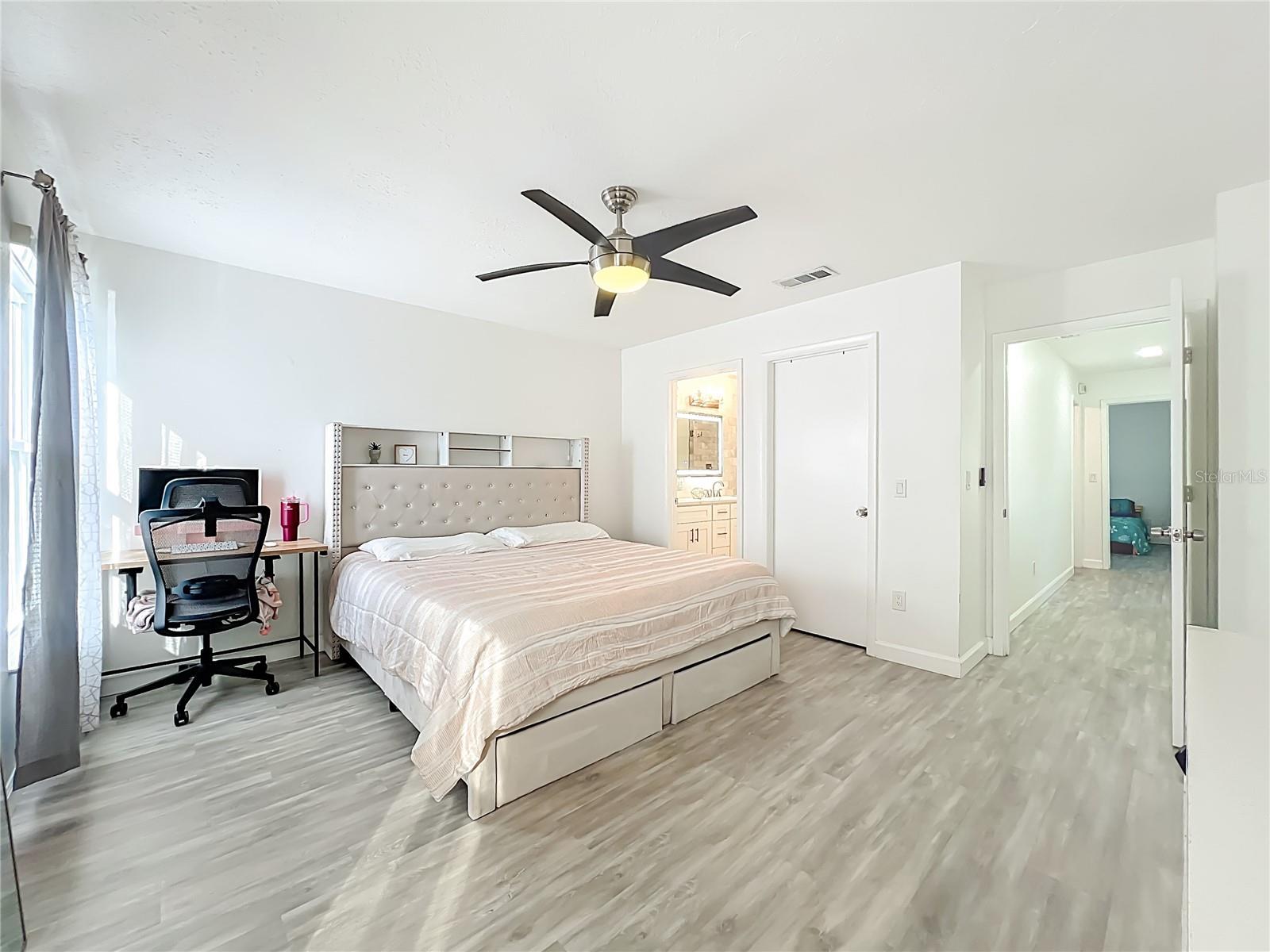 Image 22 of 40 For 445 Amethyst Way