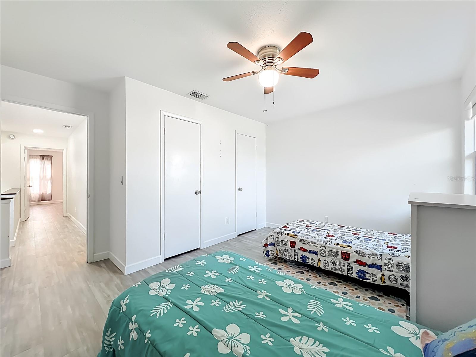 Image 26 of 40 For 445 Amethyst Way