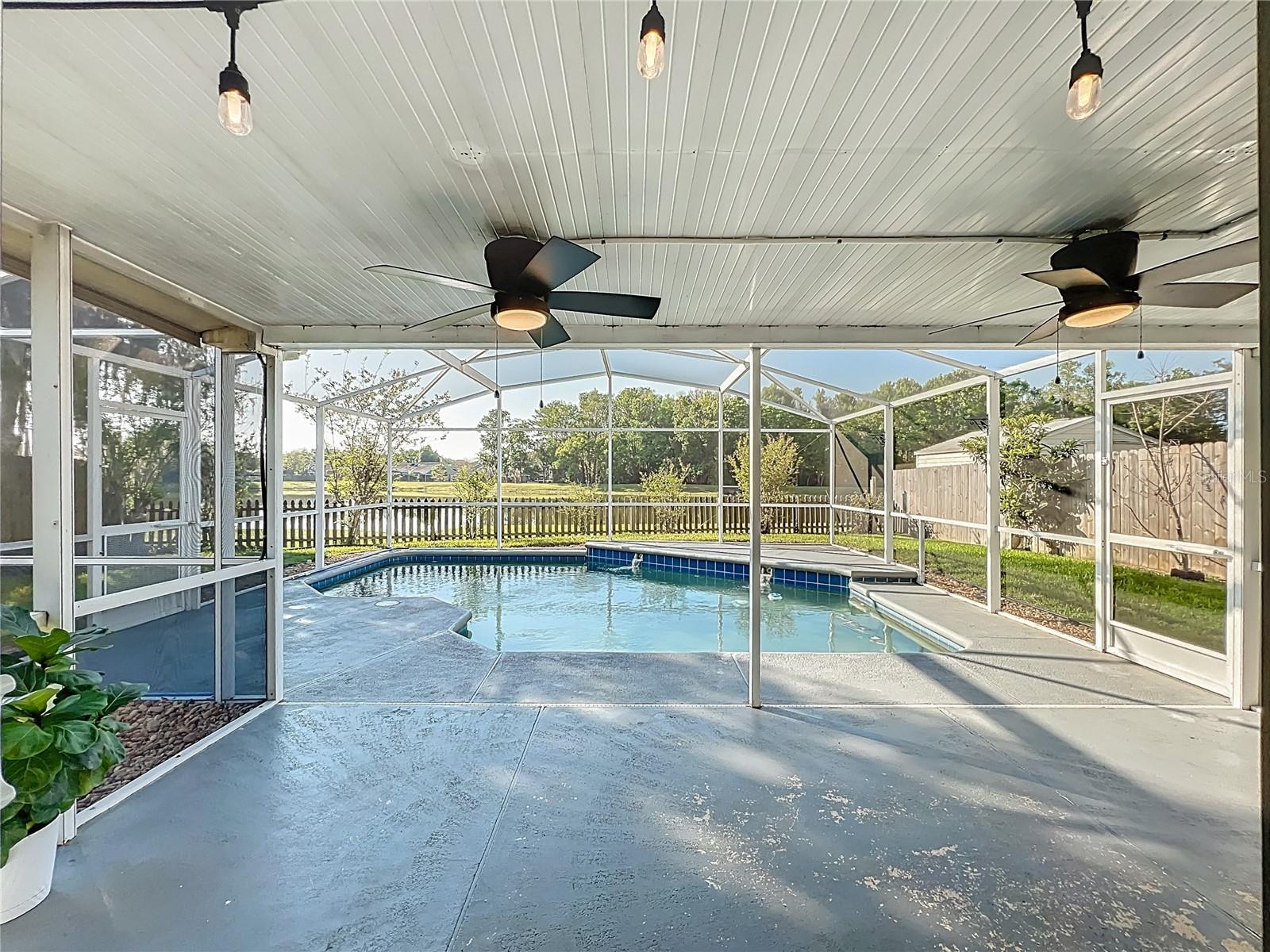 Image 32 of 40 For 445 Amethyst Way