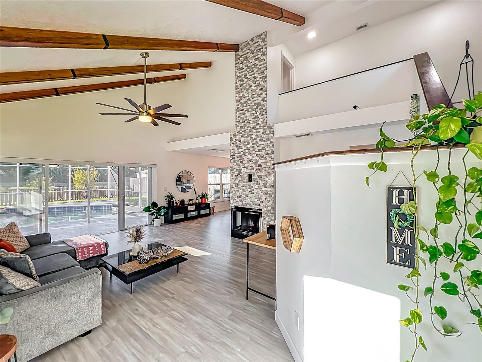 Image 6 of 40 For 445 Amethyst Way