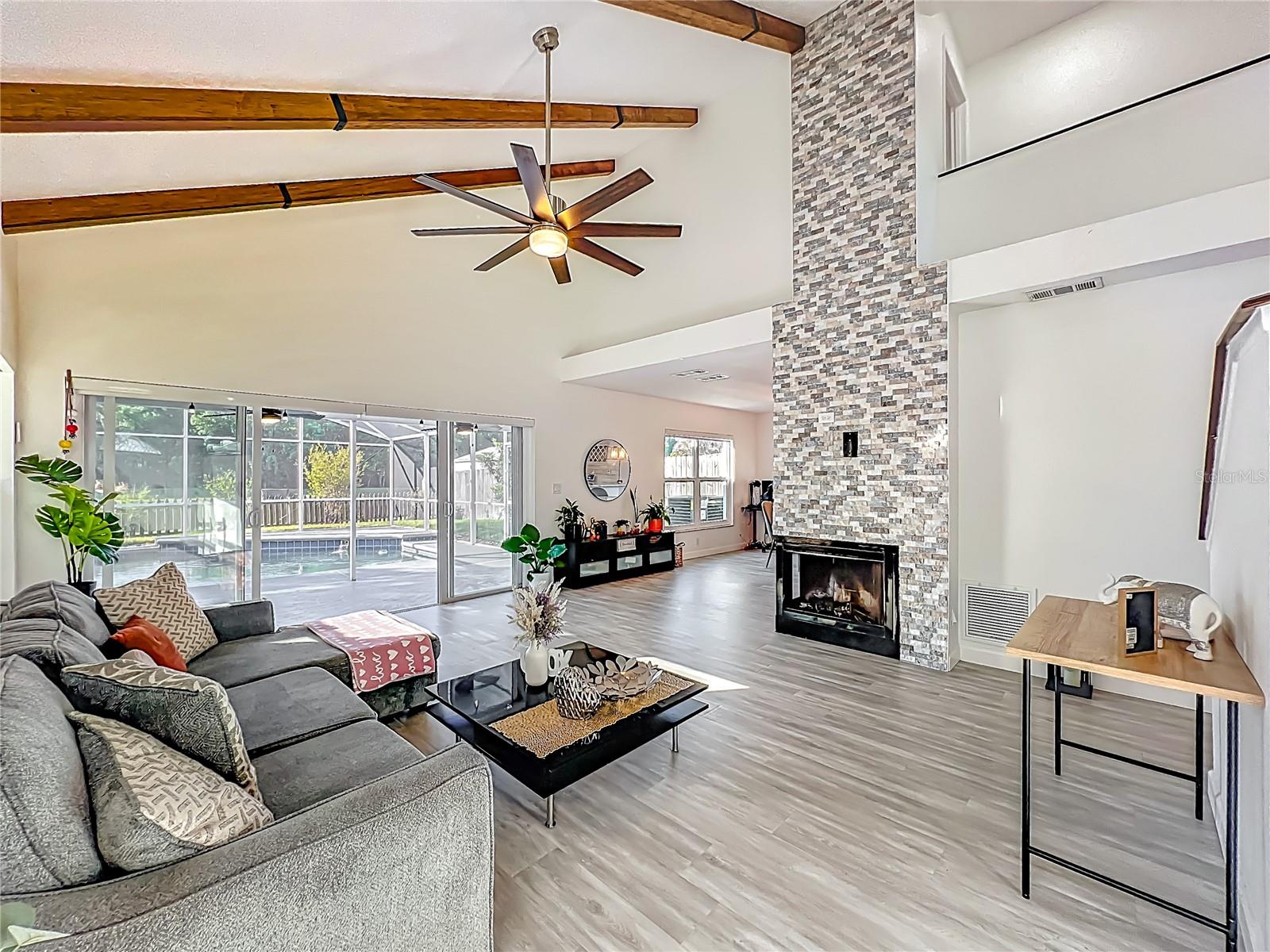 Image 7 of 40 For 445 Amethyst Way