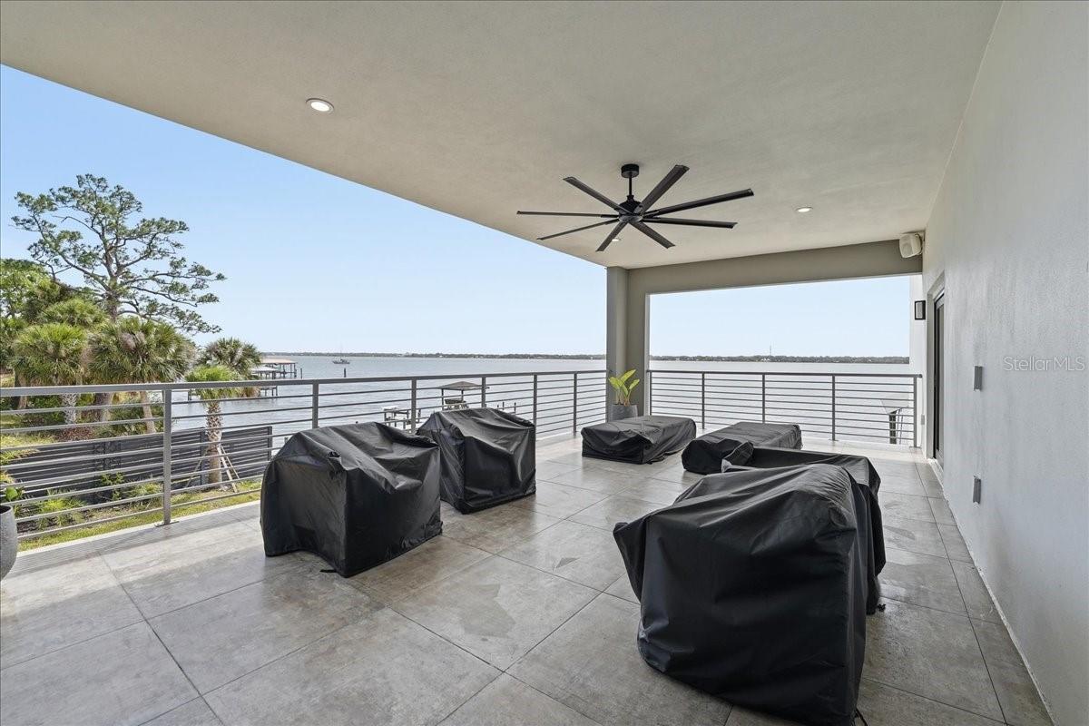 Image 36 of 66 For 2175 Tropical Trail