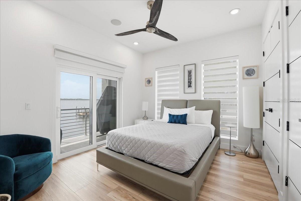 Image 41 of 66 For 2175 Tropical Trail