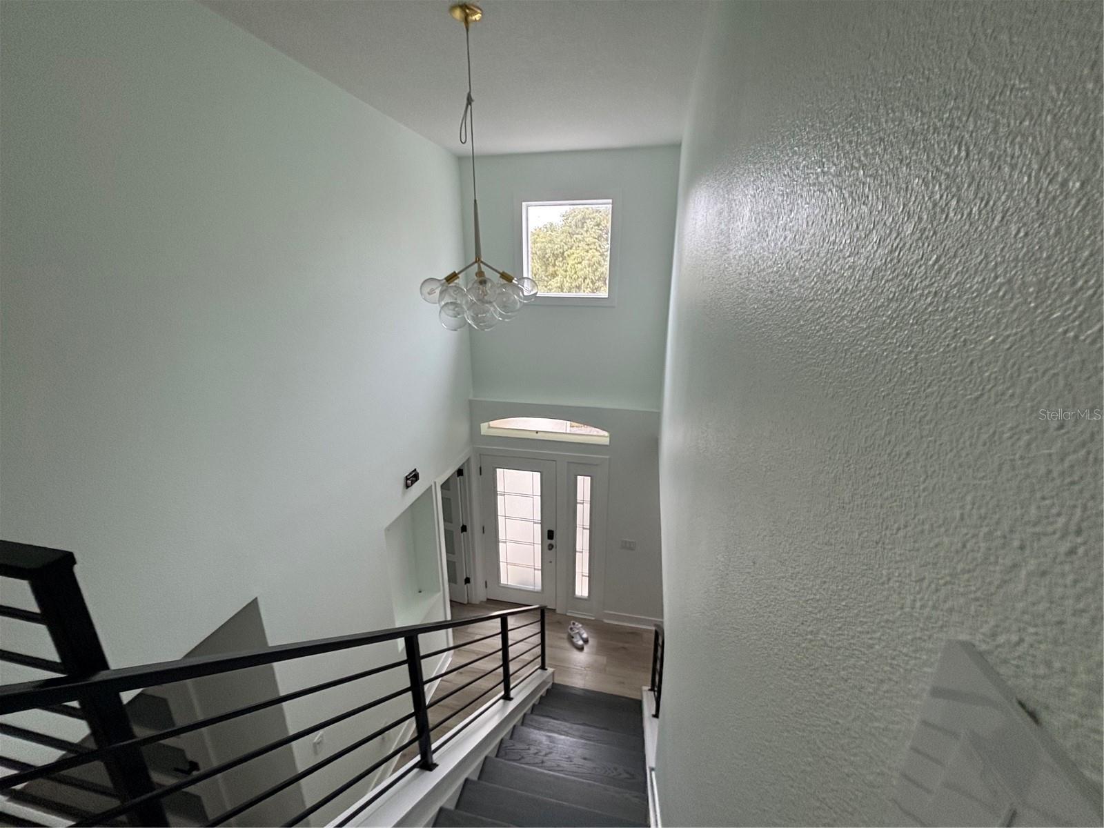 Image 10 of 17 For 16948 Corner Hill Court