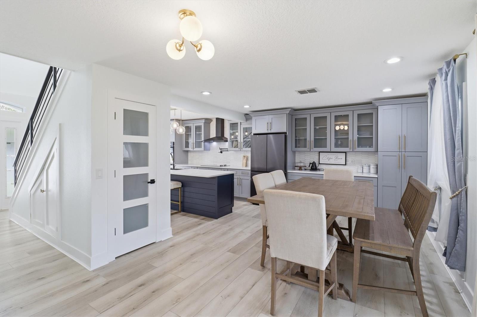 Image 21 of 61 For 16948 Corner Hill Court