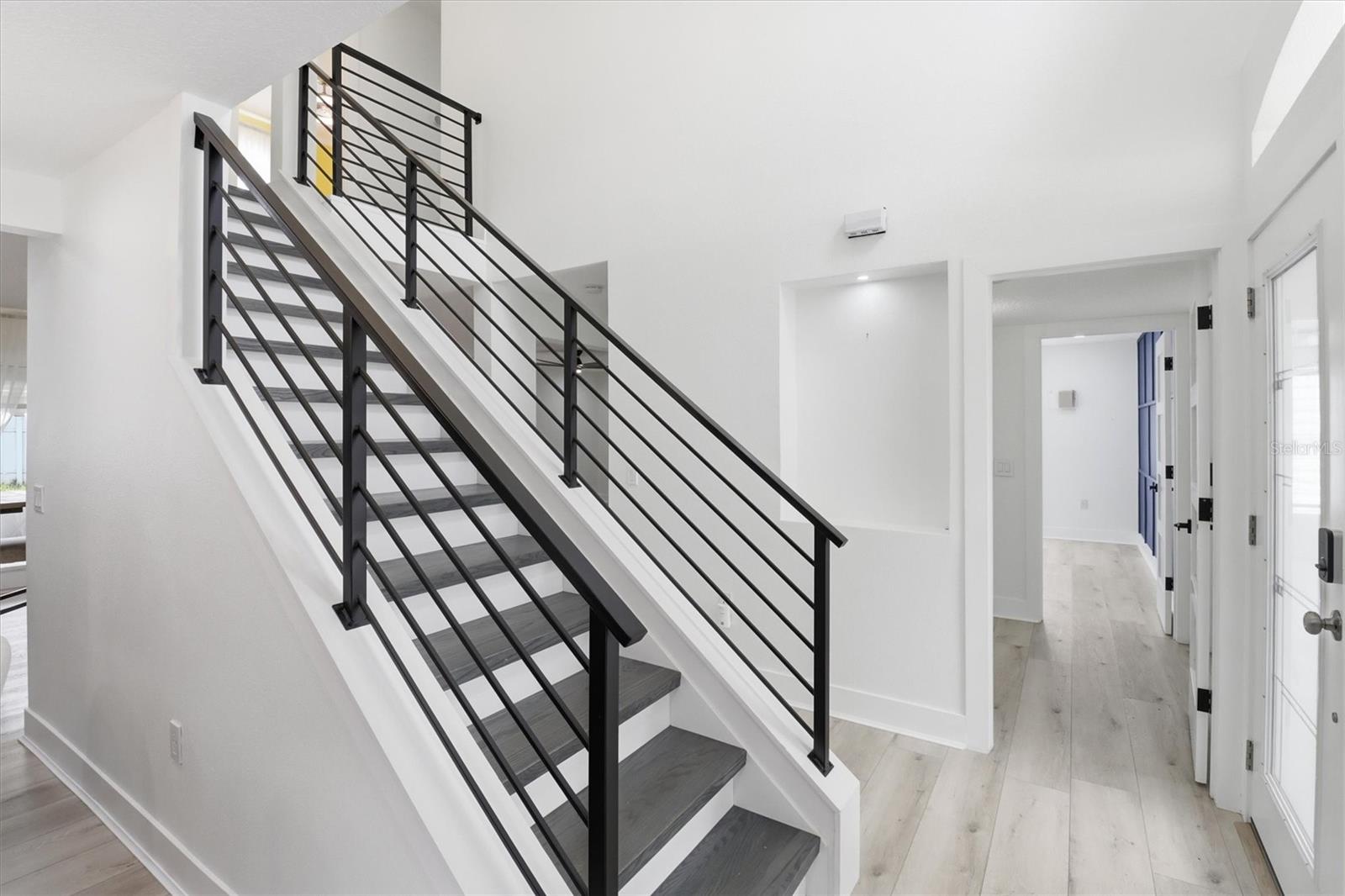 Image 22 of 61 For 16948 Corner Hill Court