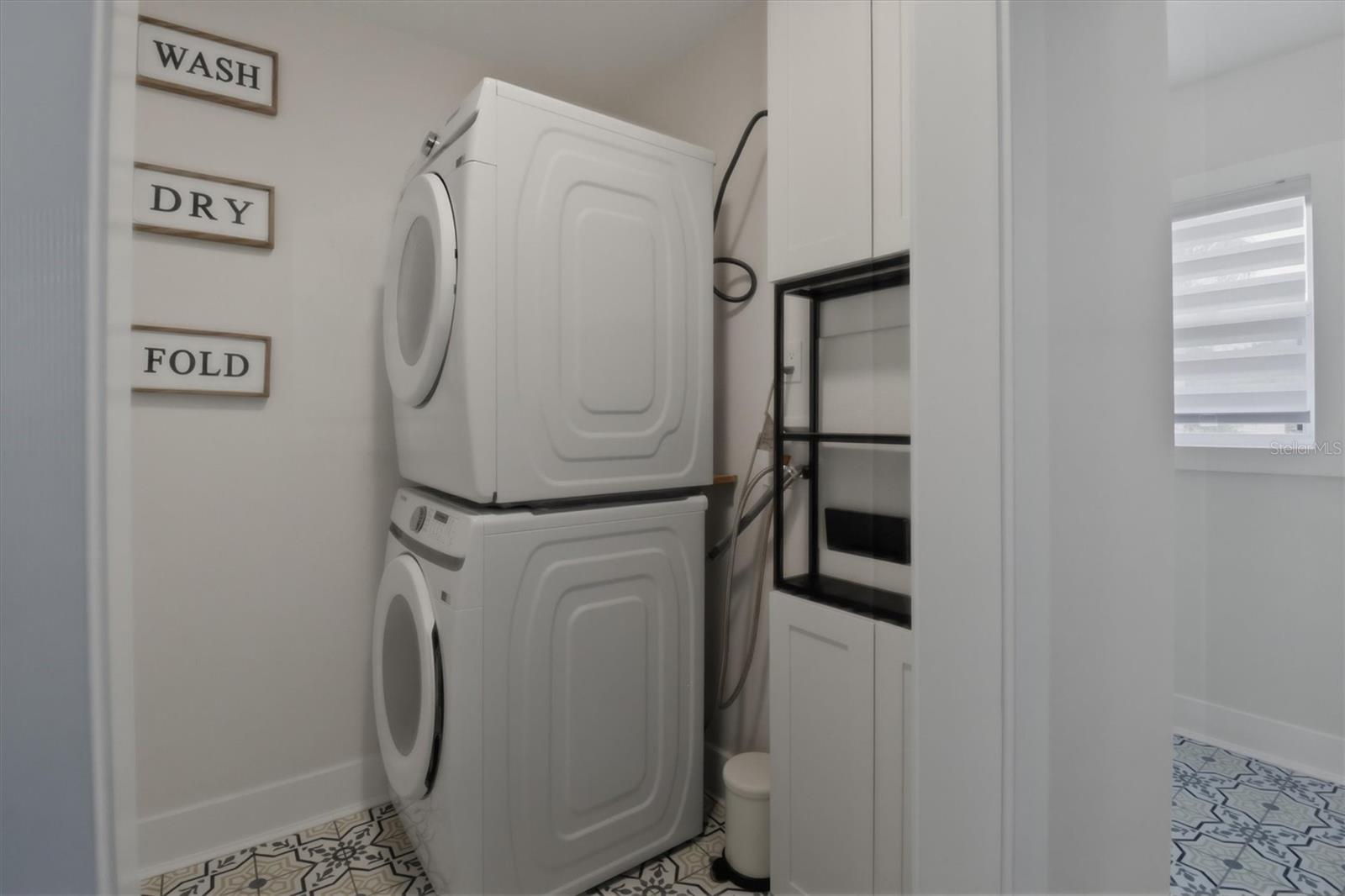 Image 29 of 61 For 16948 Corner Hill Court