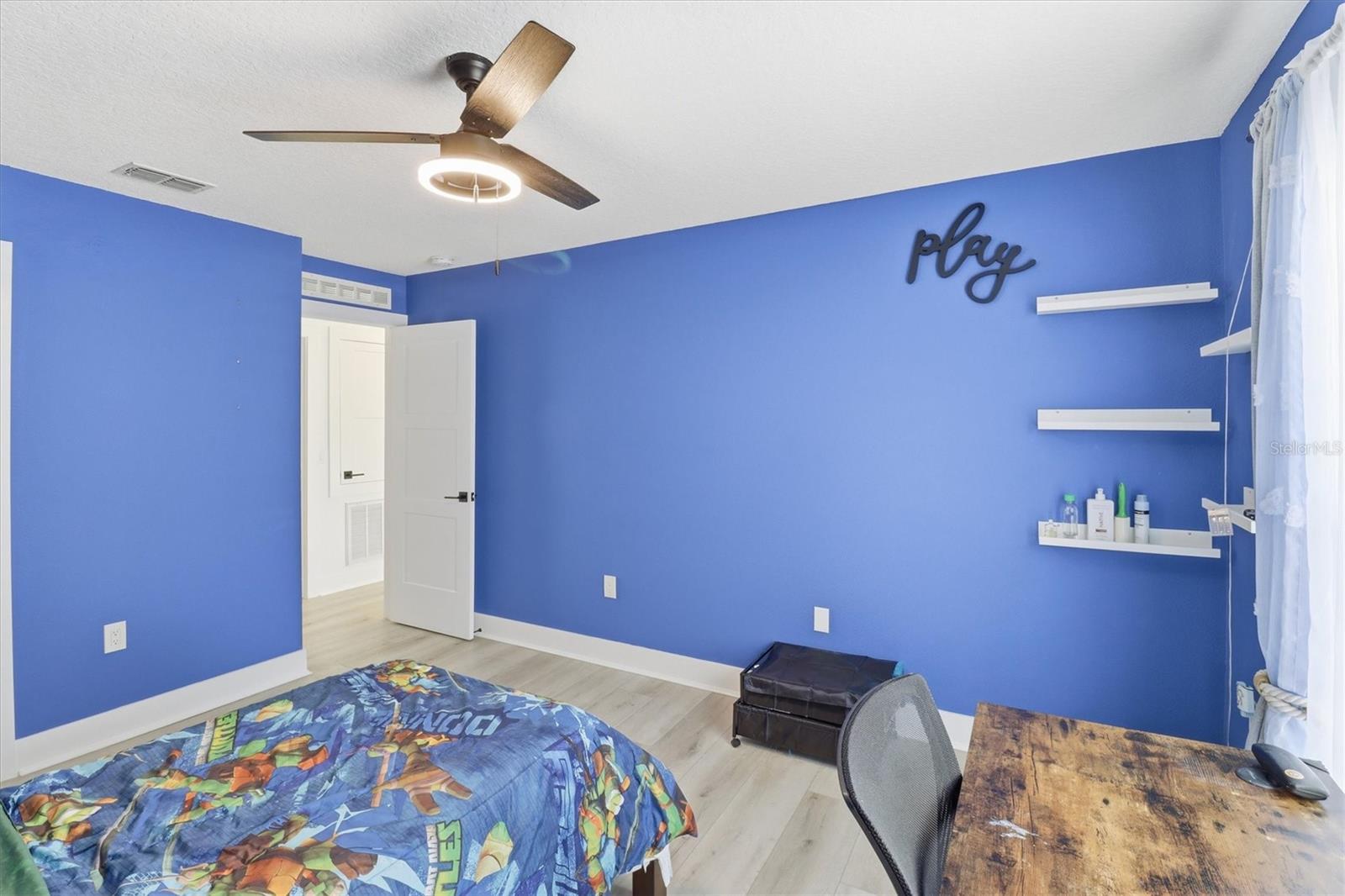 Image 36 of 61 For 16948 Corner Hill Court