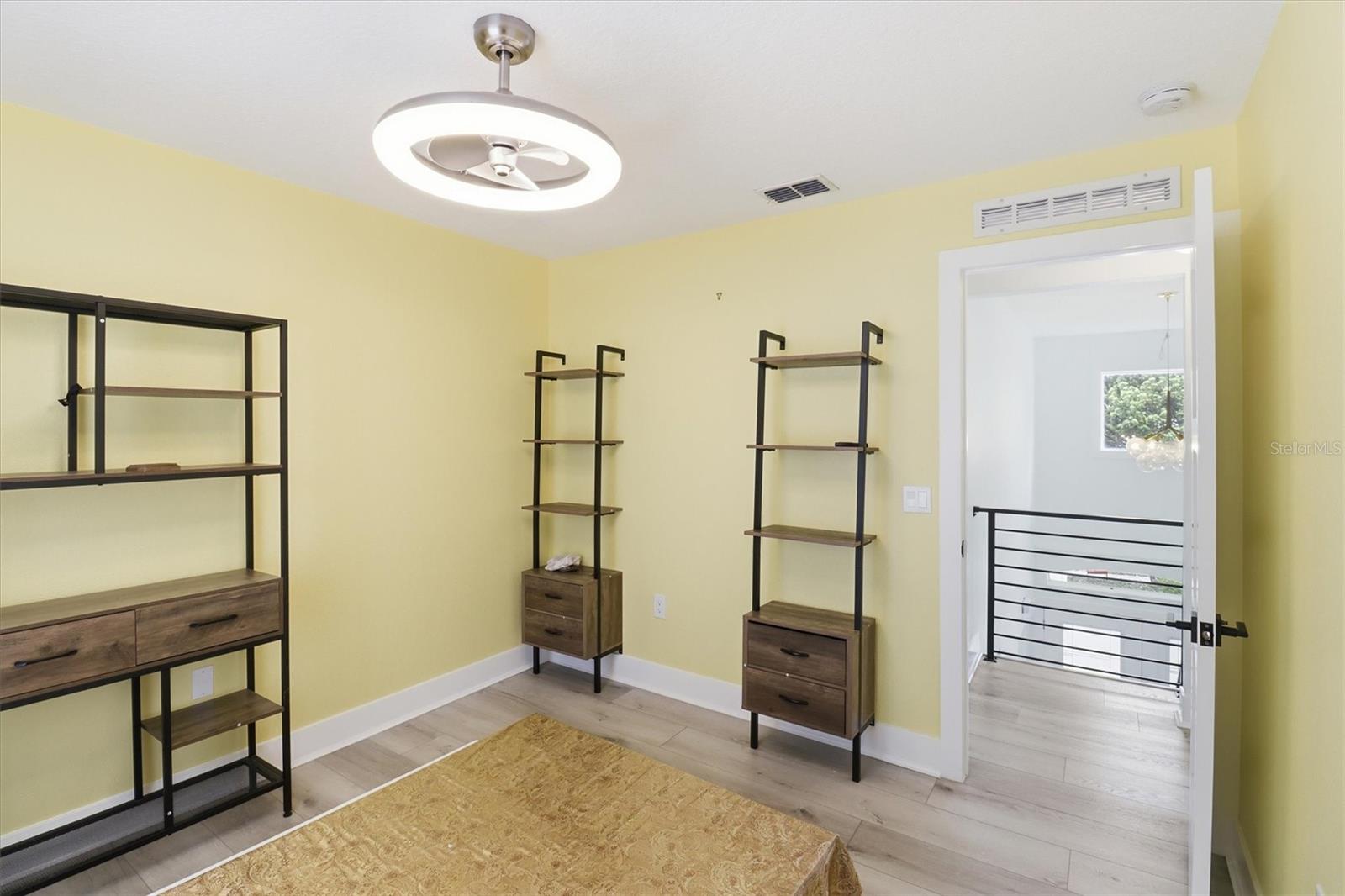 Image 41 of 61 For 16948 Corner Hill Court