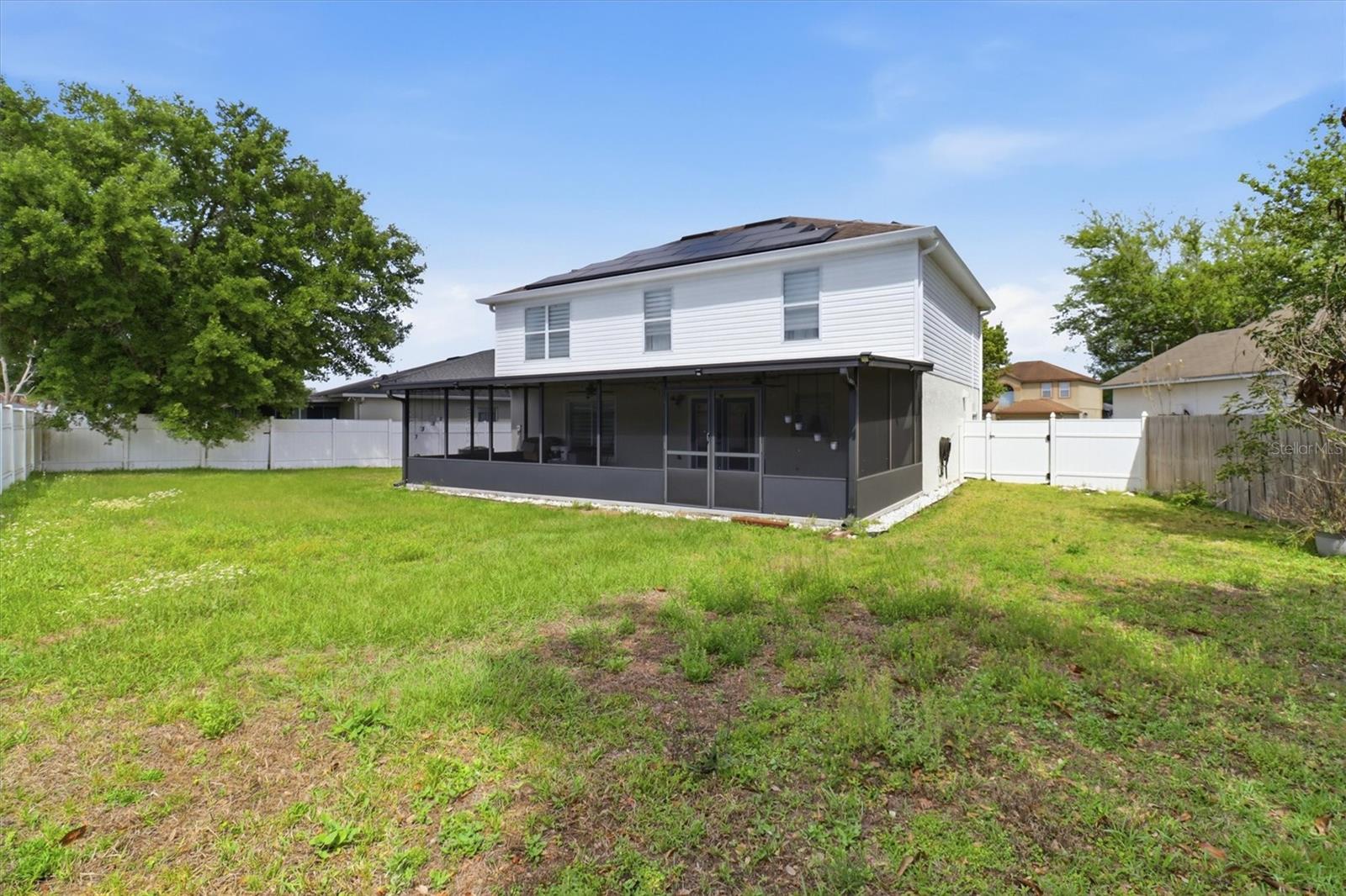 Image 43 of 61 For 16948 Corner Hill Court