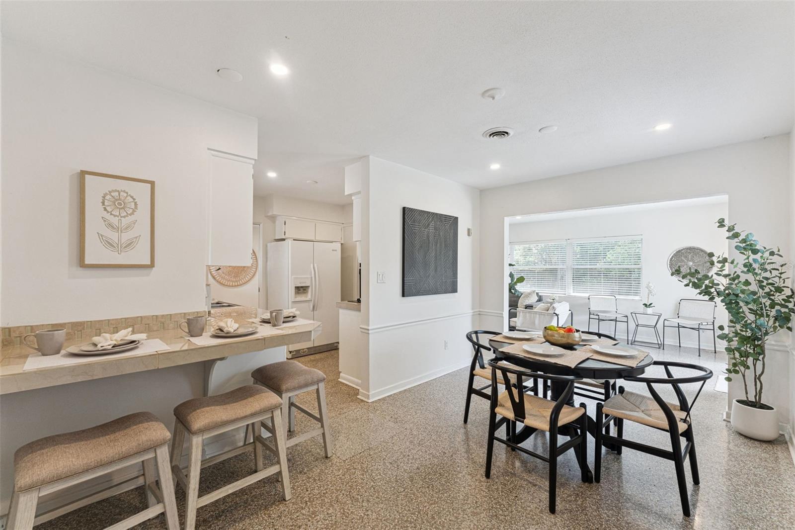 Image 12 of 44 For 1512 Overlake Avenue