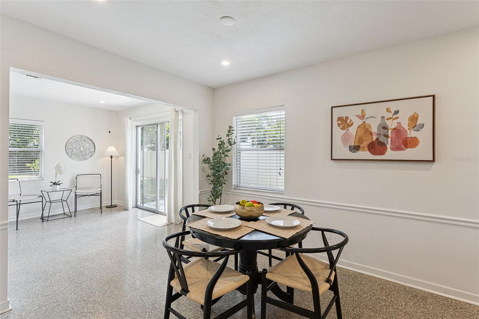 Image 13 of 44 For 1512 Overlake Avenue