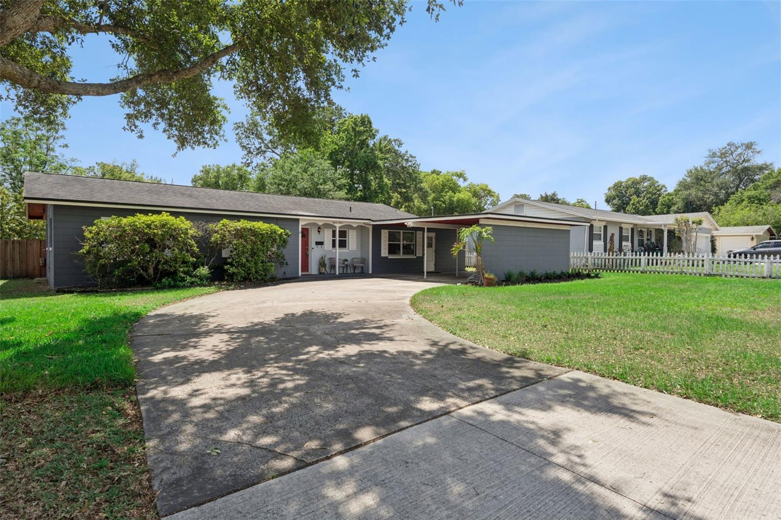 Image 3 of 44 For 1512 Overlake Avenue