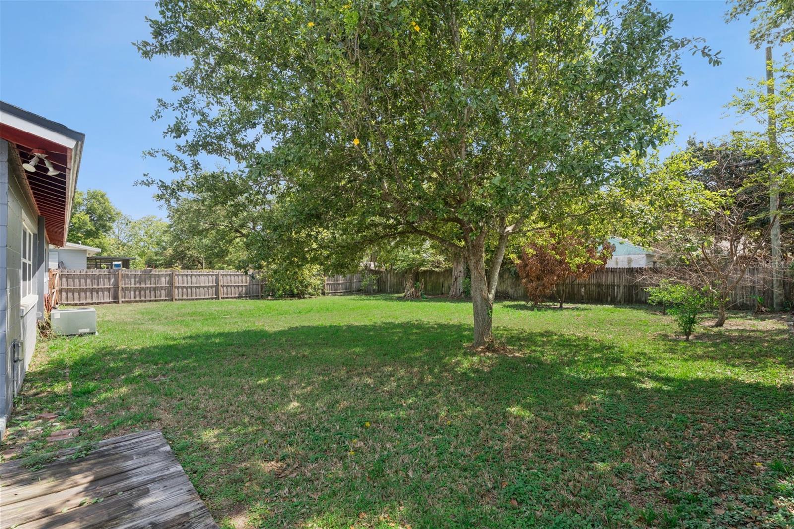 Image 32 of 44 For 1512 Overlake Avenue