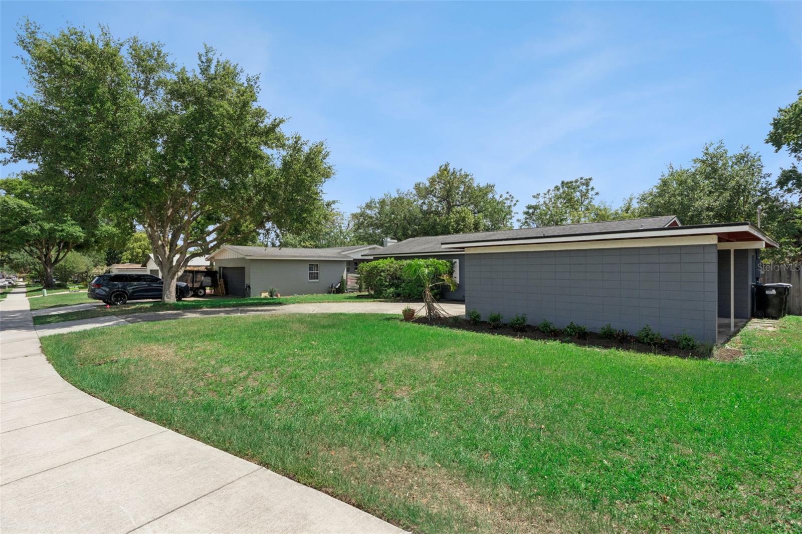 Image 34 of 44 For 1512 Overlake Avenue