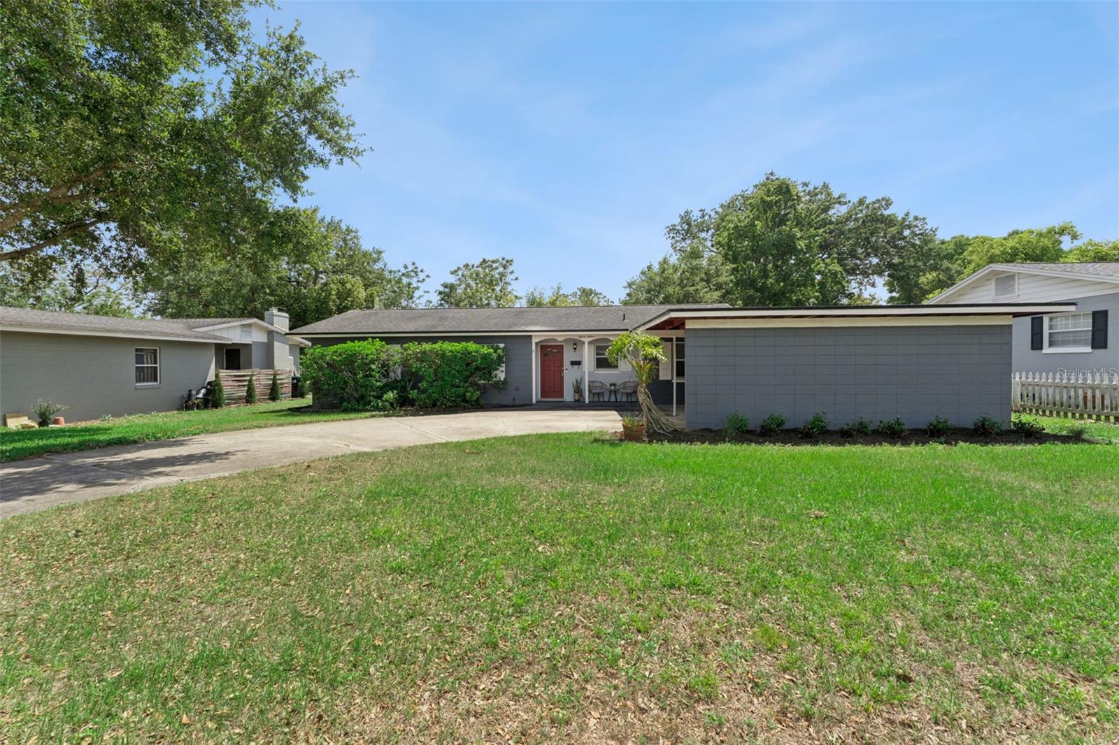 Image 4 of 44 For 1512 Overlake Avenue