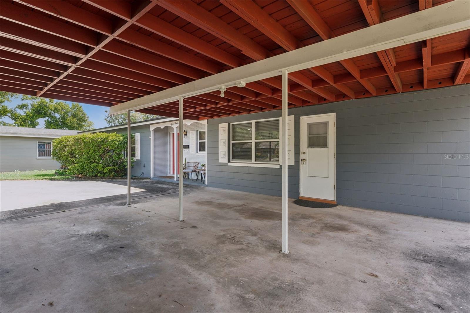 Image 6 of 44 For 1512 Overlake Avenue