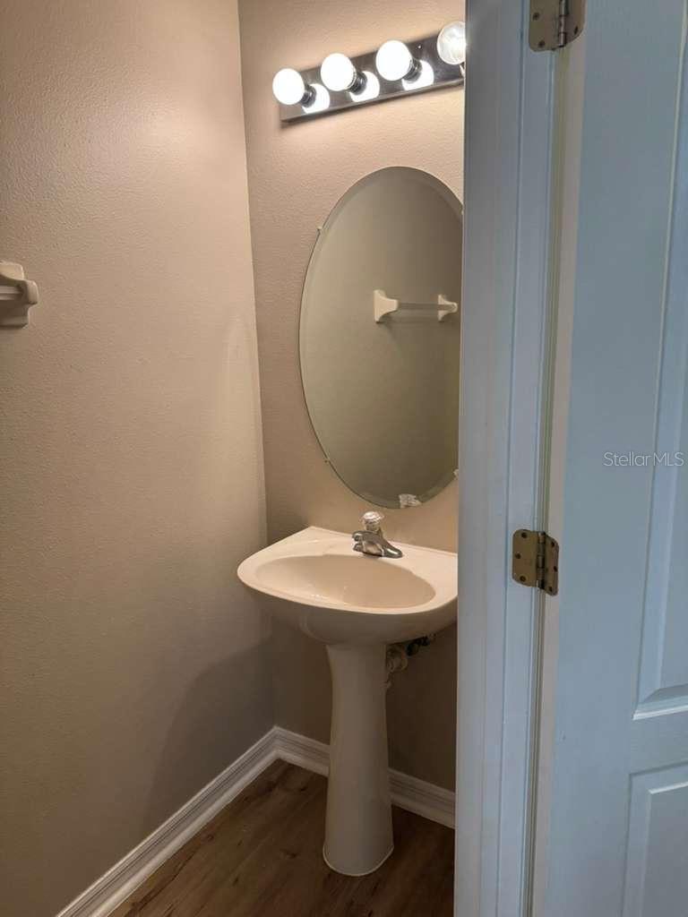 Image 10 of 27 For 252 Bexley Drive