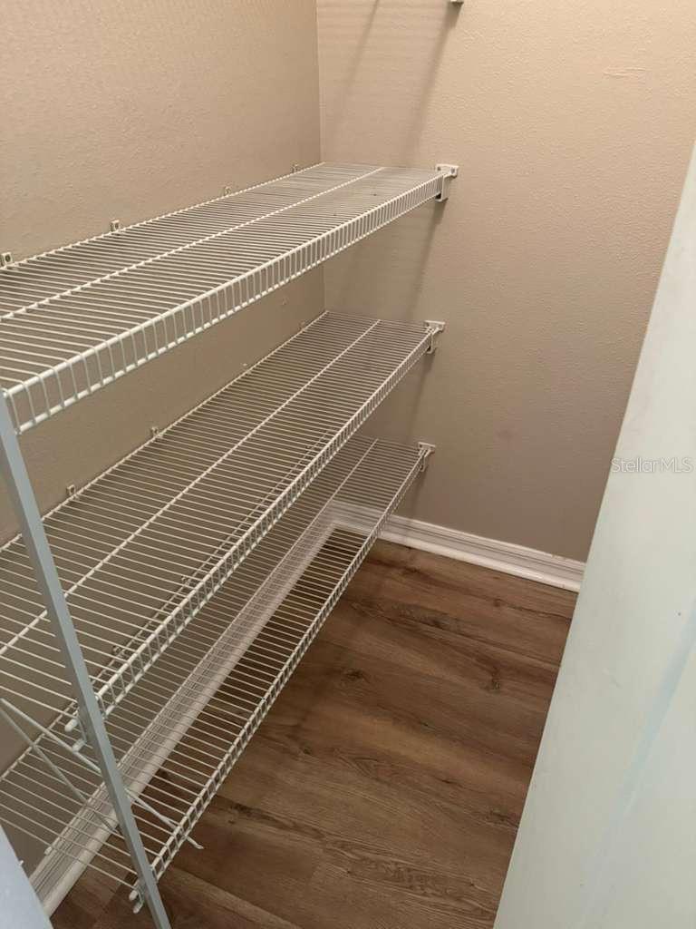 Image 17 of 27 For 252 Bexley Drive