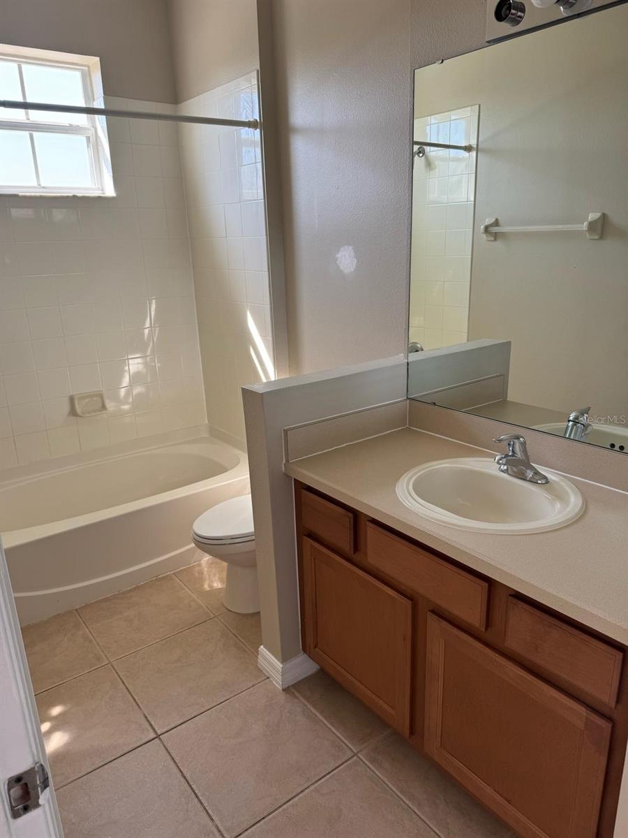 Image 23 of 27 For 252 Bexley Drive