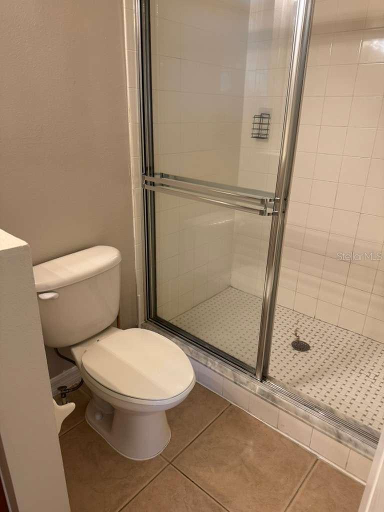 Image 24 of 27 For 252 Bexley Drive