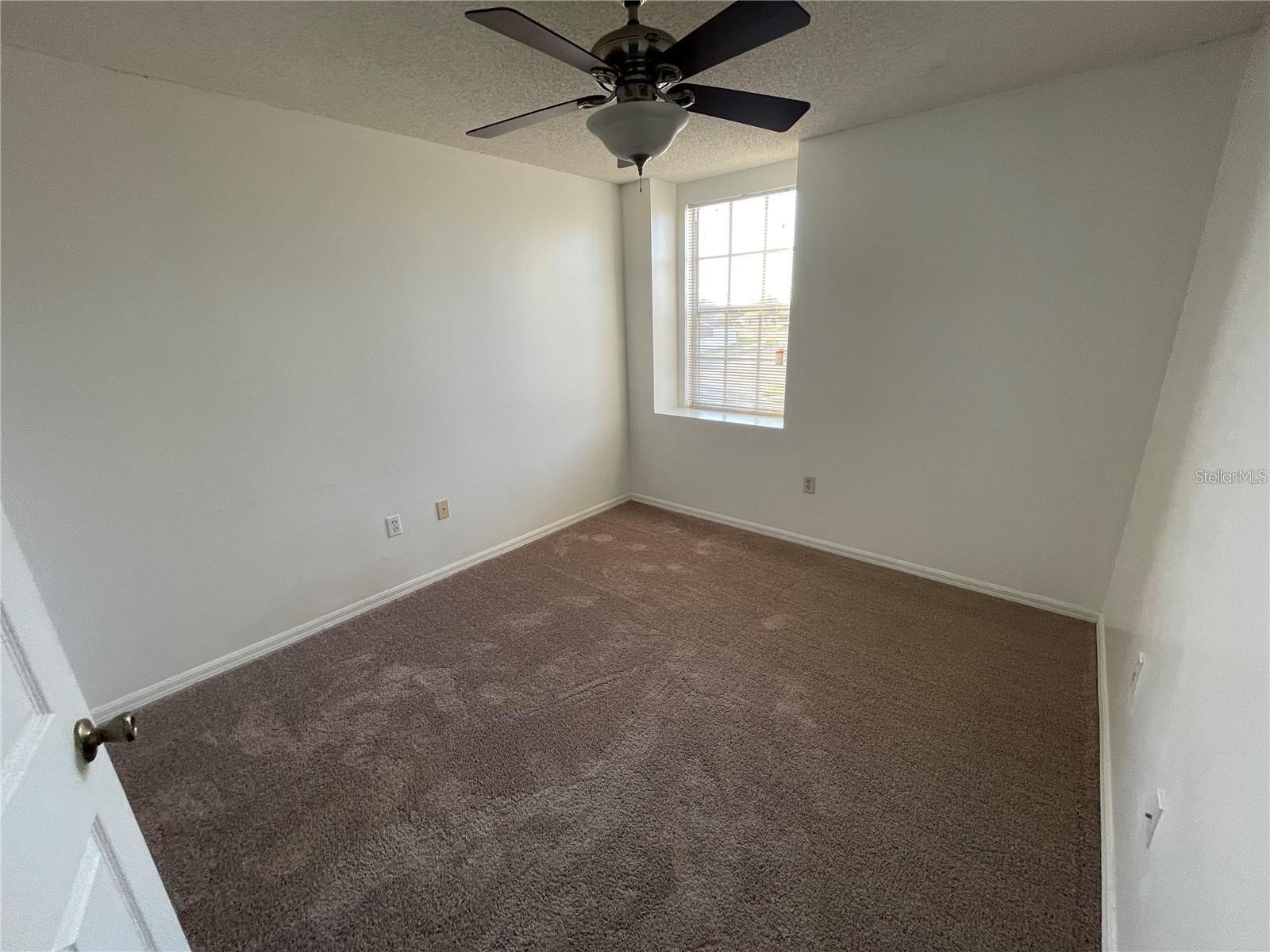 Image 10 of 13 For 8581 Fort Thomas Way