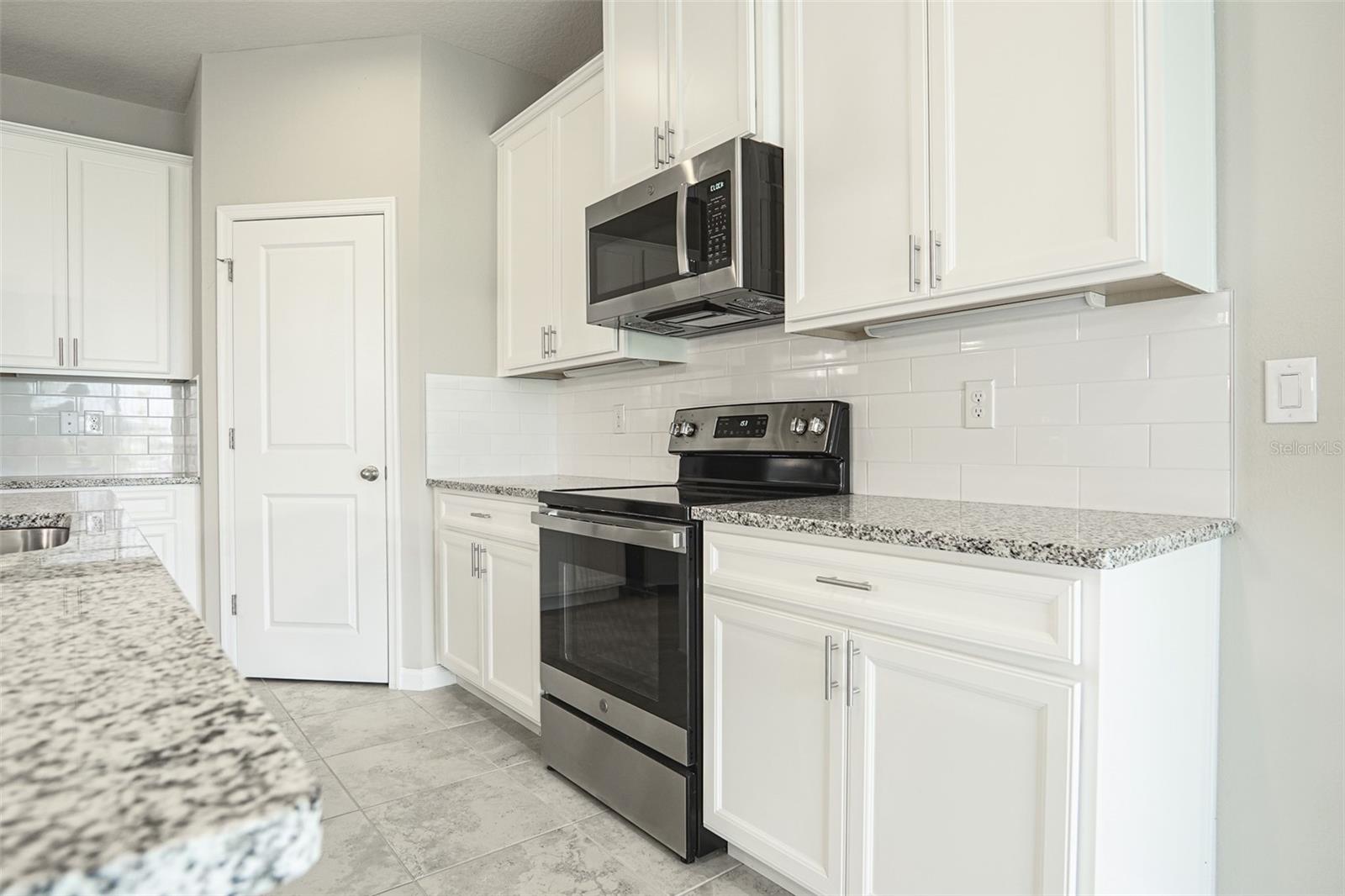 Image 30 of 50 For 1892 Basenji Drive