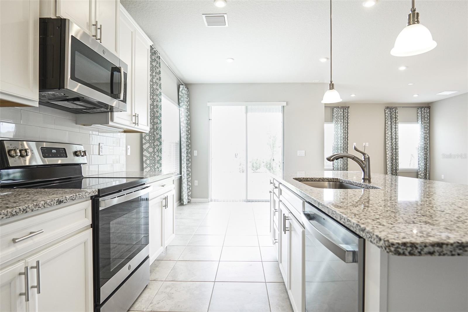 Image 32 of 50 For 1892 Basenji Drive