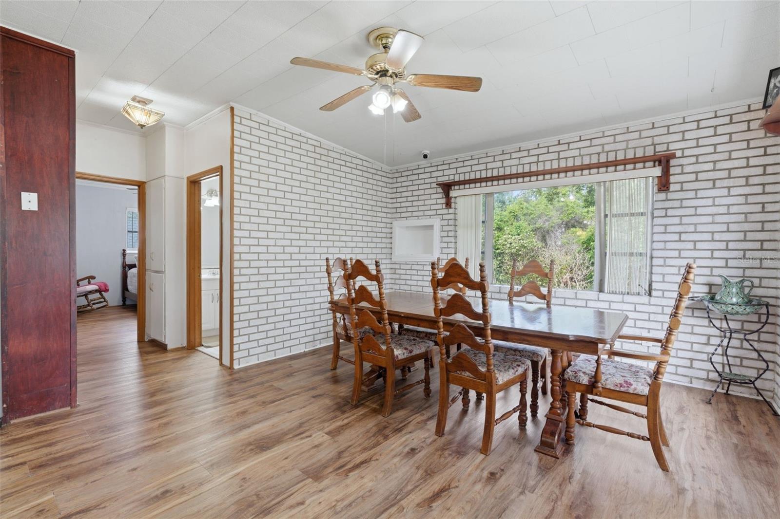 Image 12 of 73 For 935 Florida Avenue