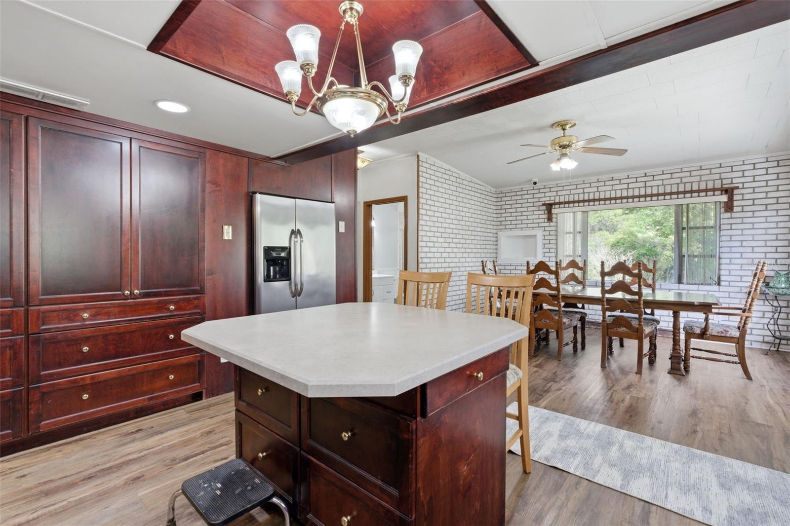 Image 15 of 73 For 935 Florida Avenue