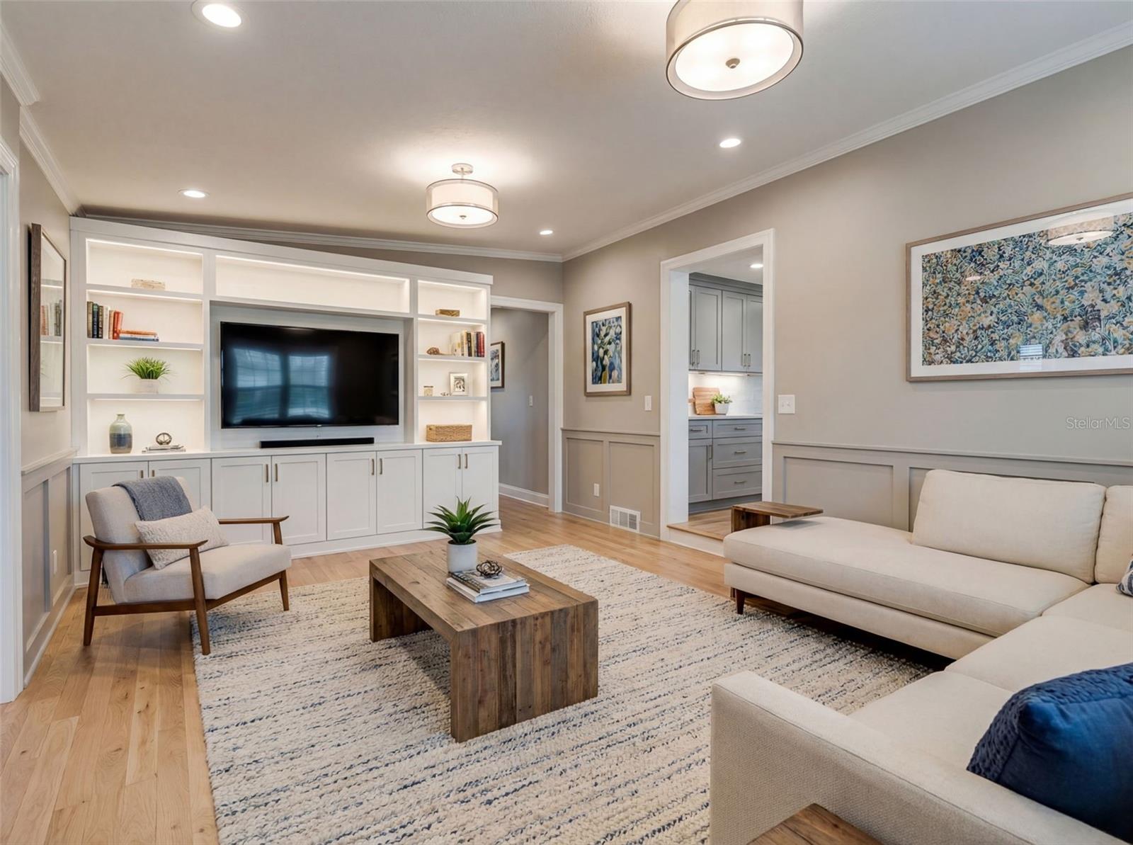 Image 18 of 73 For 935 Florida Avenue