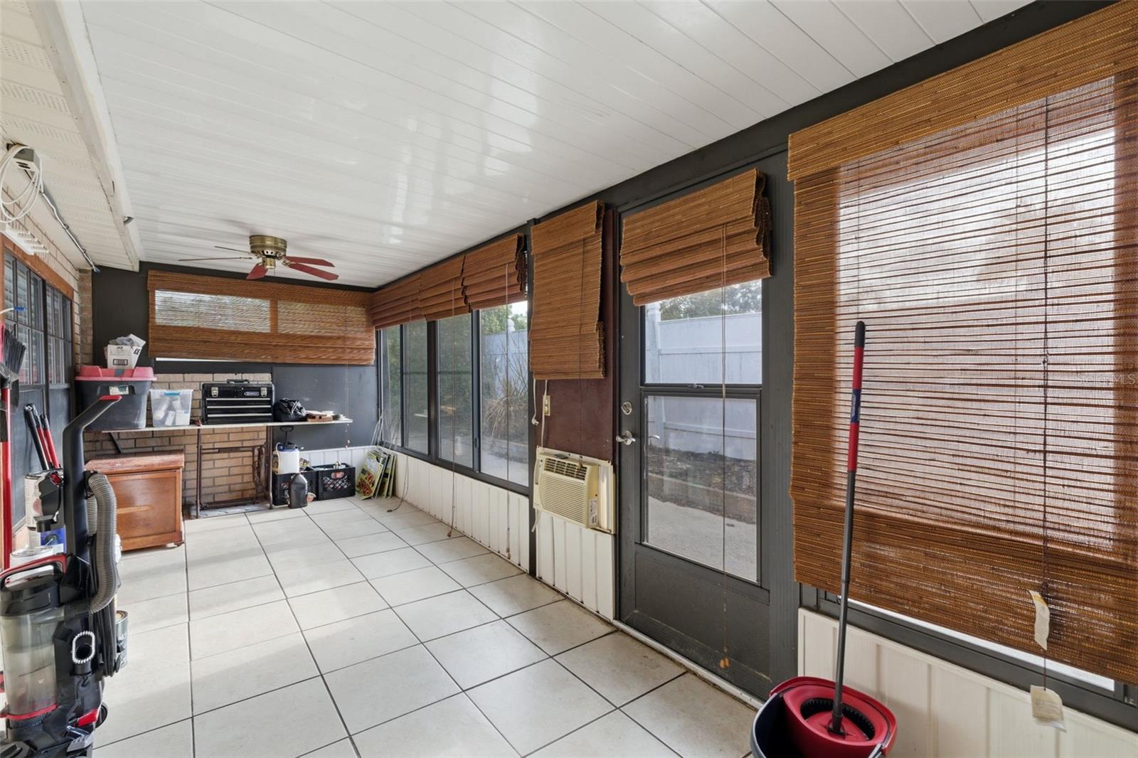 Image 25 of 73 For 935 Florida Avenue