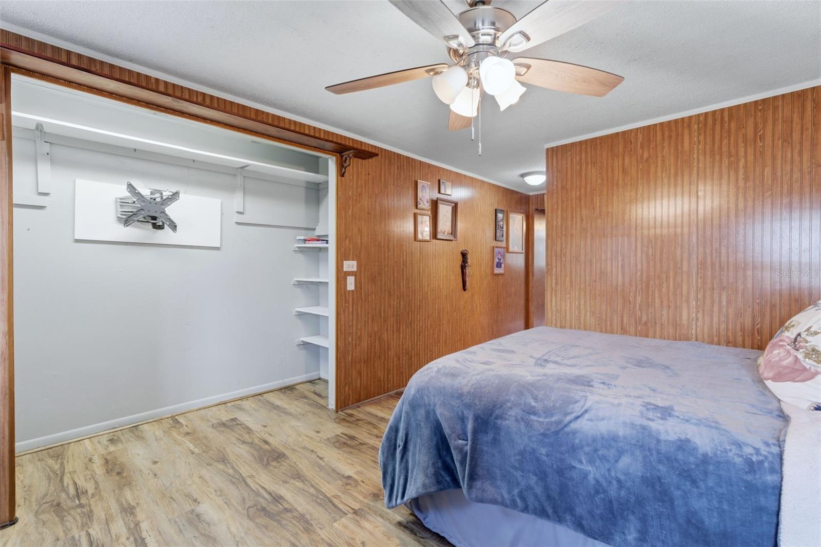 Image 33 of 73 For 935 Florida Avenue