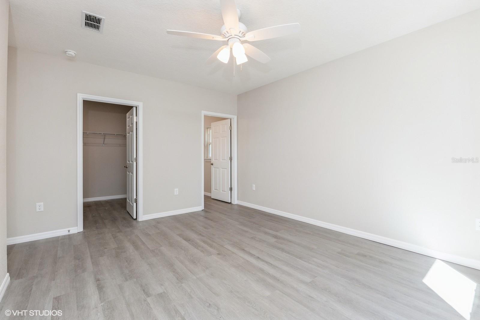 Image 13 of 25 For 613 Dakota Avenue