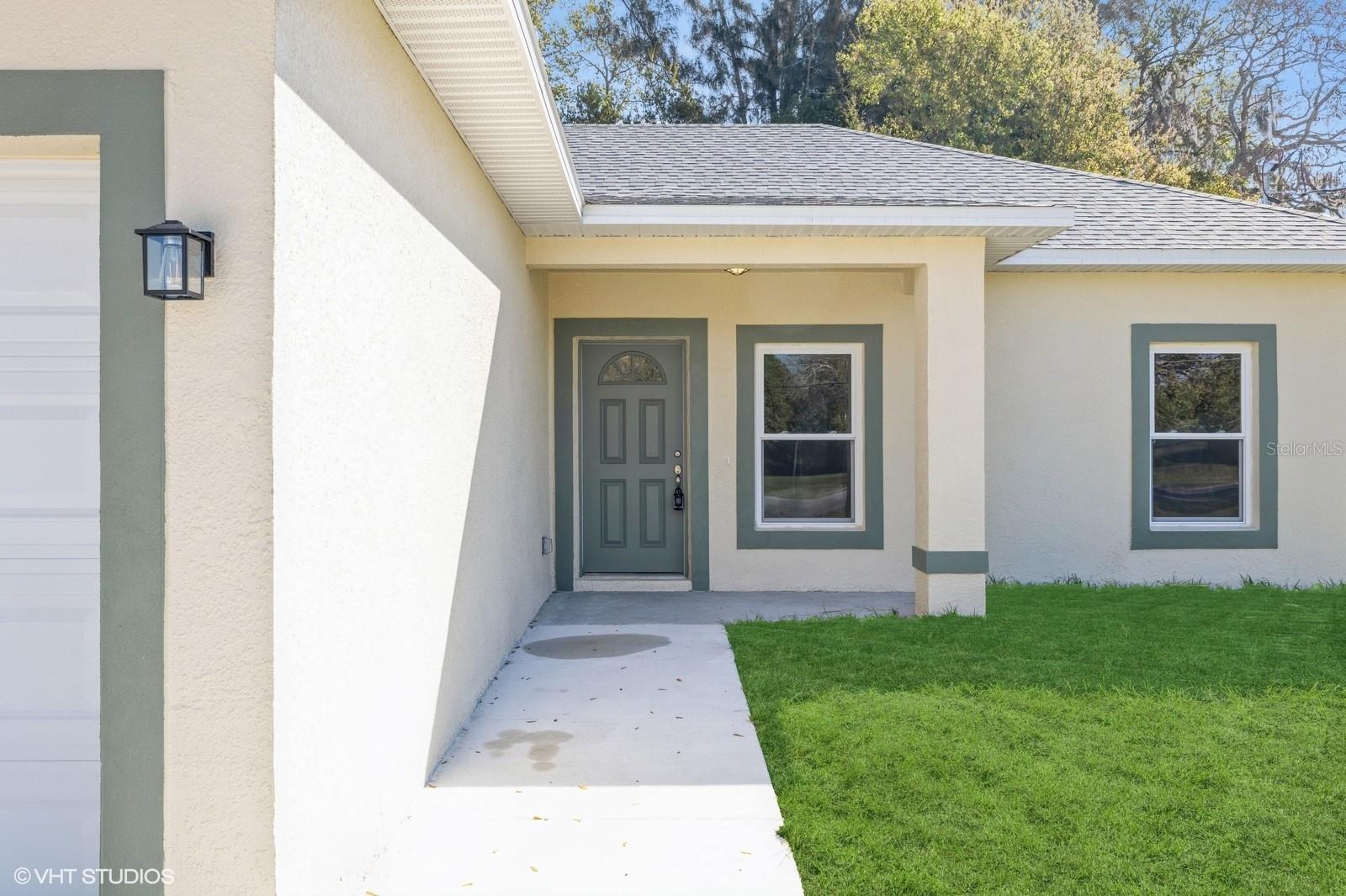 Image 2 of 25 For 613 Dakota Avenue