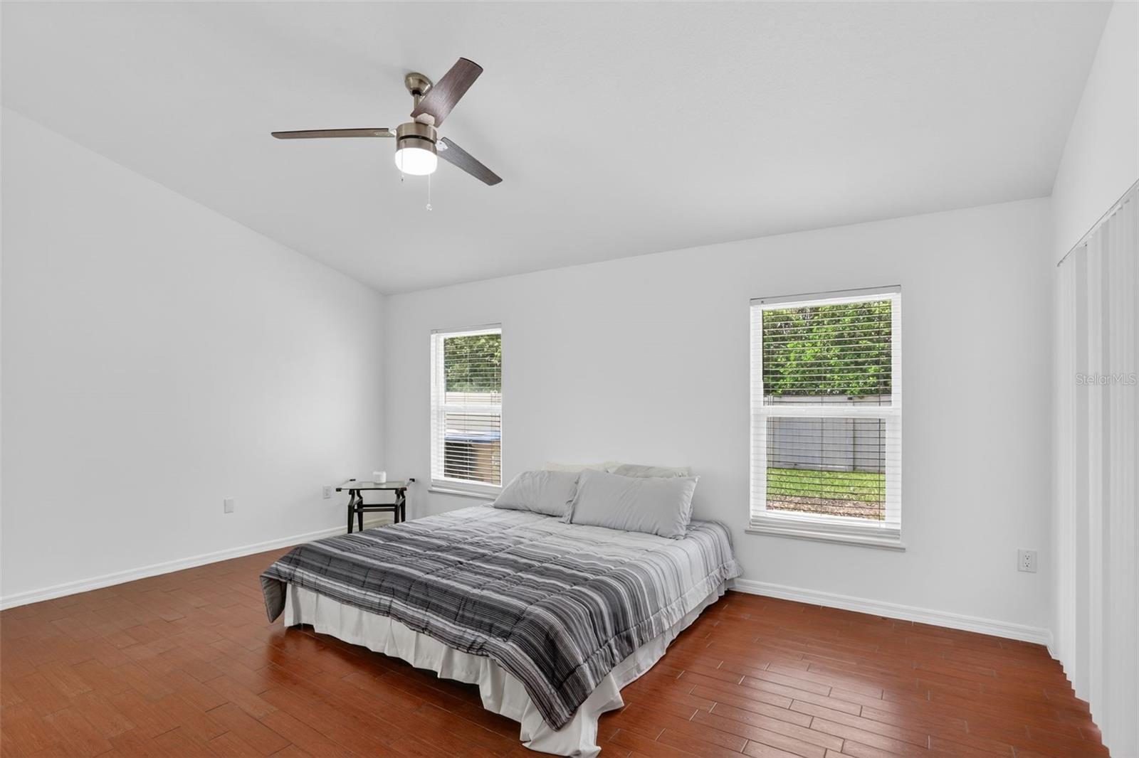 Image 15 of 41 For 5232 Hammock Circle