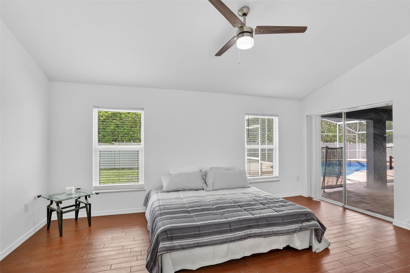 Image 16 of 41 For 5232 Hammock Circle