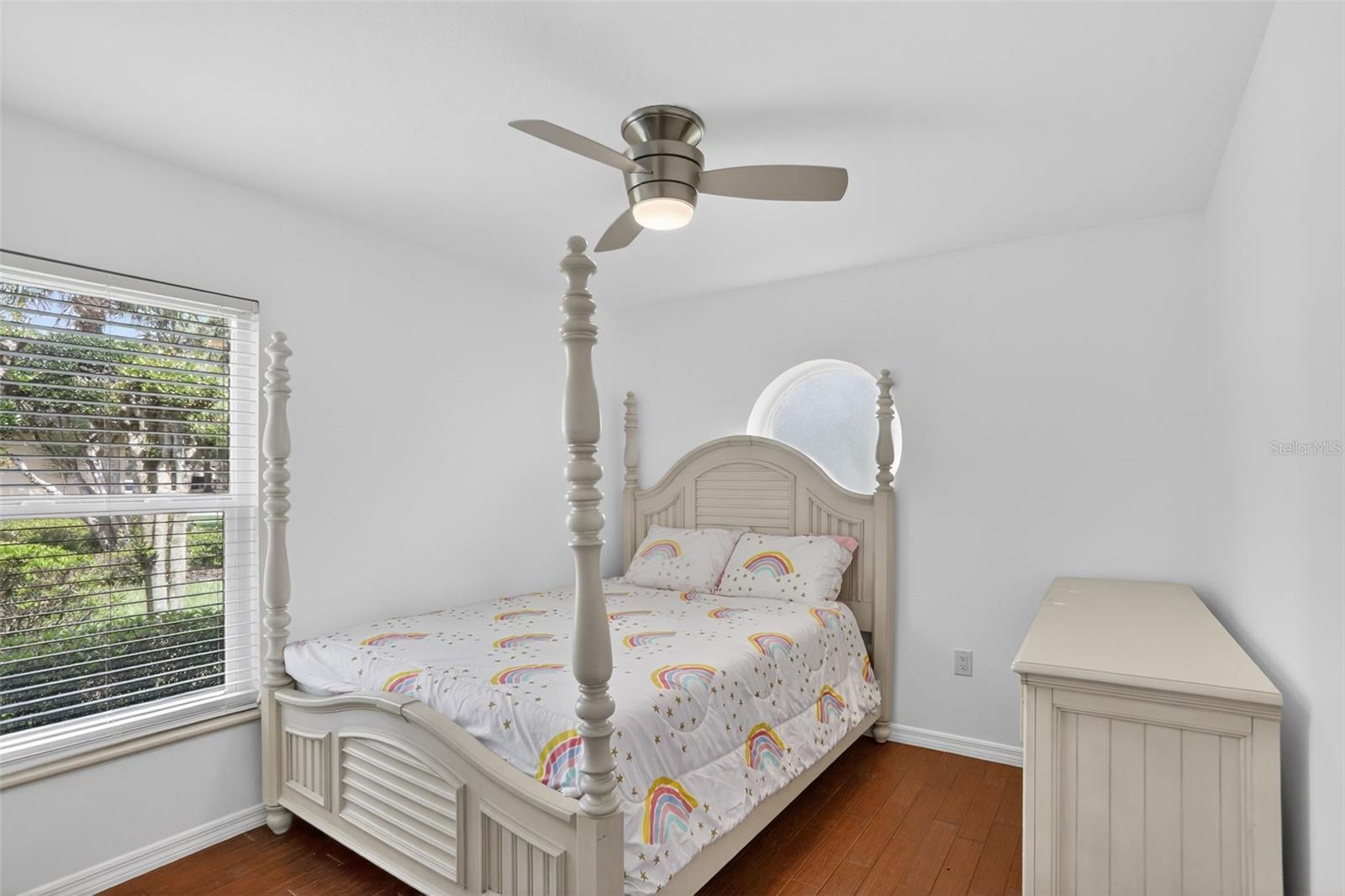 Image 25 of 41 For 5232 Hammock Circle