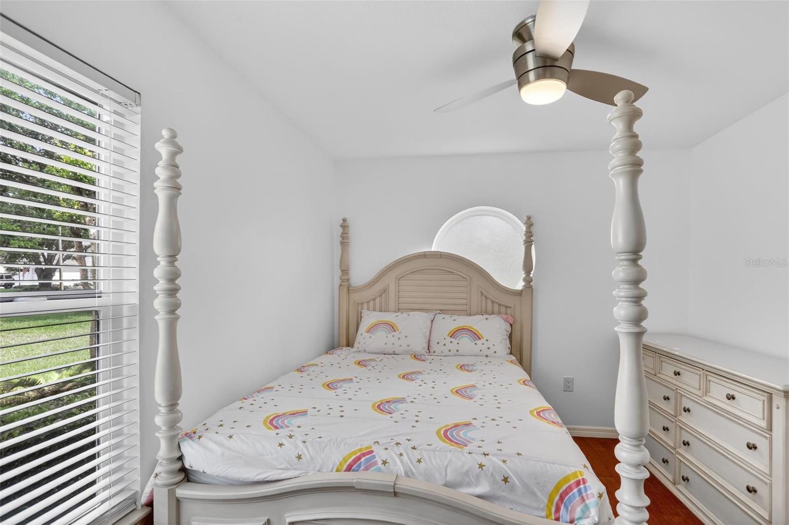 Image 26 of 41 For 5232 Hammock Circle