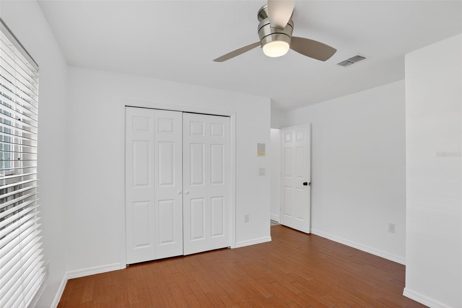 Image 29 of 41 For 5232 Hammock Circle