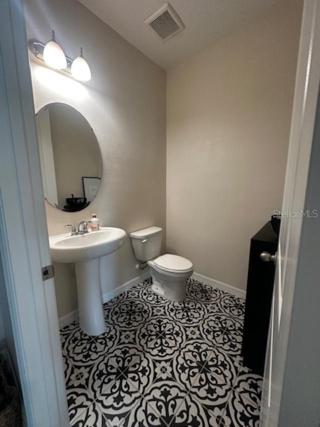 Image 16 of 25 For 6510 Rover Way