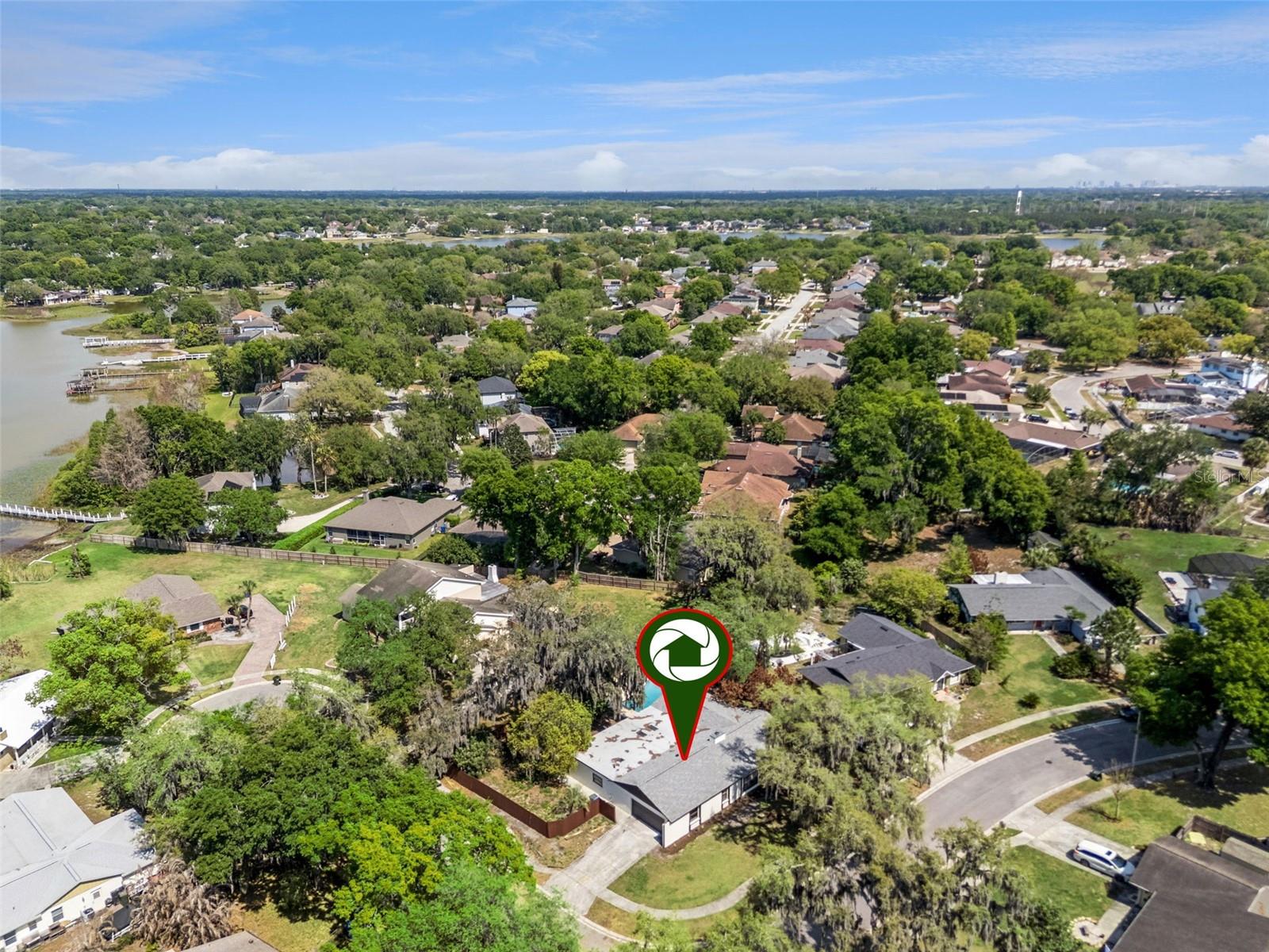 Image 57 of 61 For 418 Lakeshore Drive