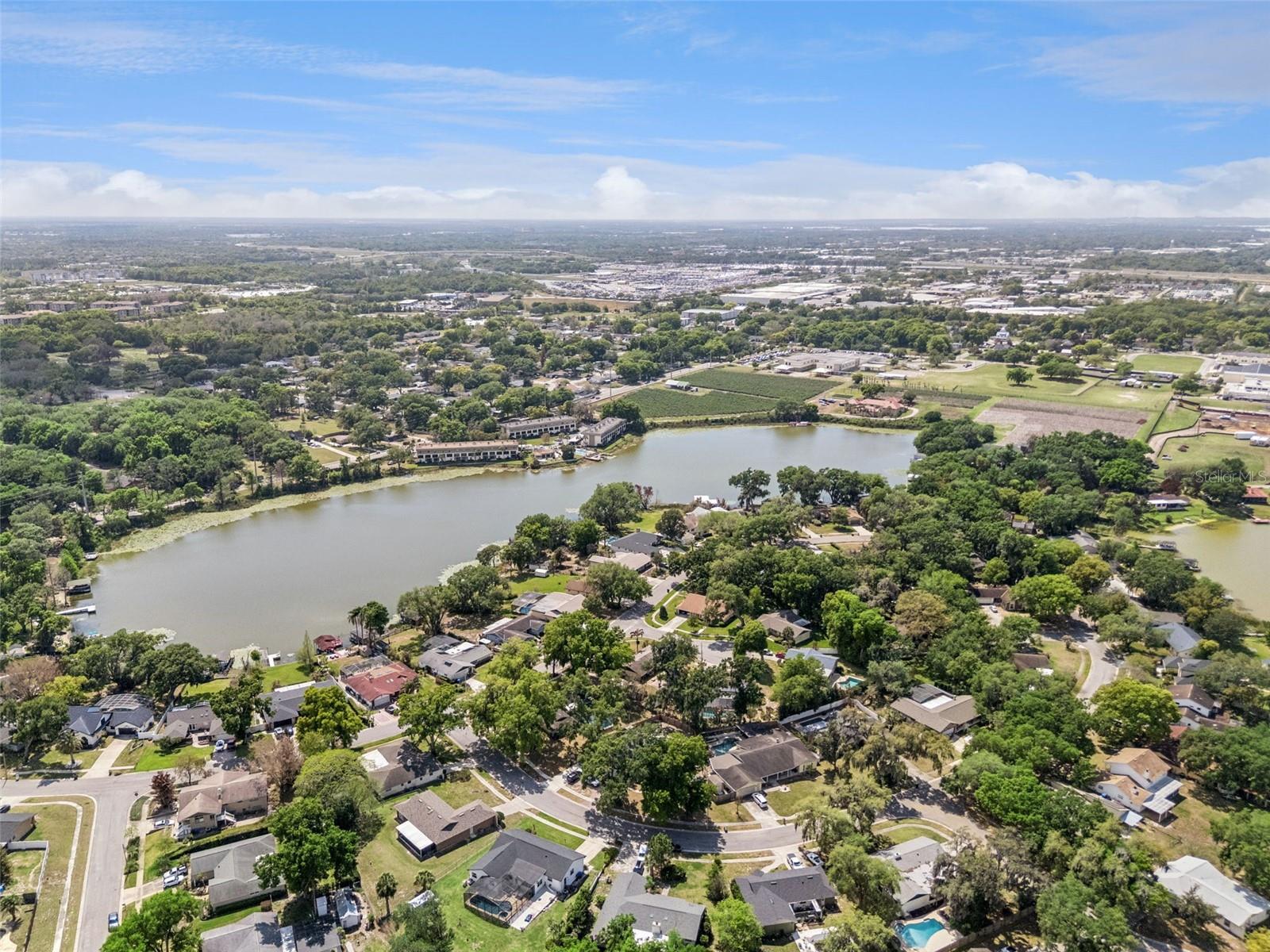 Image 59 of 61 For 418 Lakeshore Drive