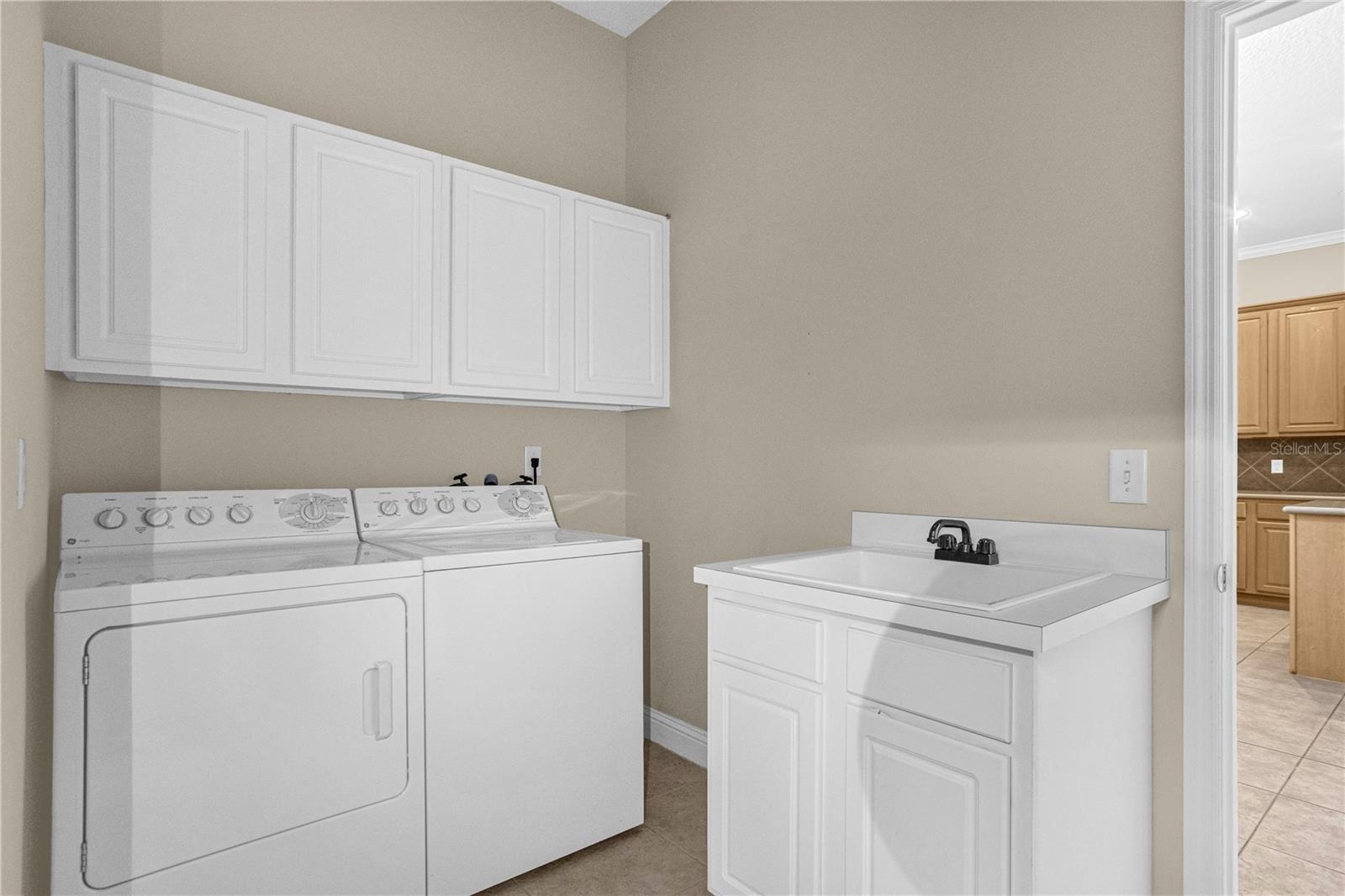 Image 17 of 36 For 10674 Woodchase Circle