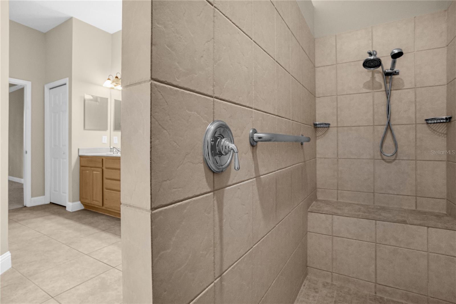 Image 30 of 36 For 10674 Woodchase Circle